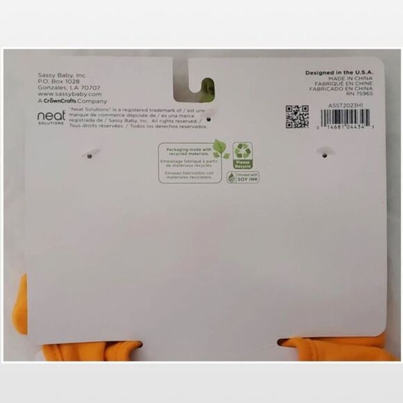 New Baby Orange Pumpkin Halloween Bib & Hat Set - Picture 7 of 13